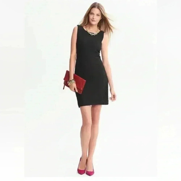 NWT Banana Republic Wool Blend Petite Black Lace-Side Sheath Dress Sz 8 Petite - Picture 1 of 13